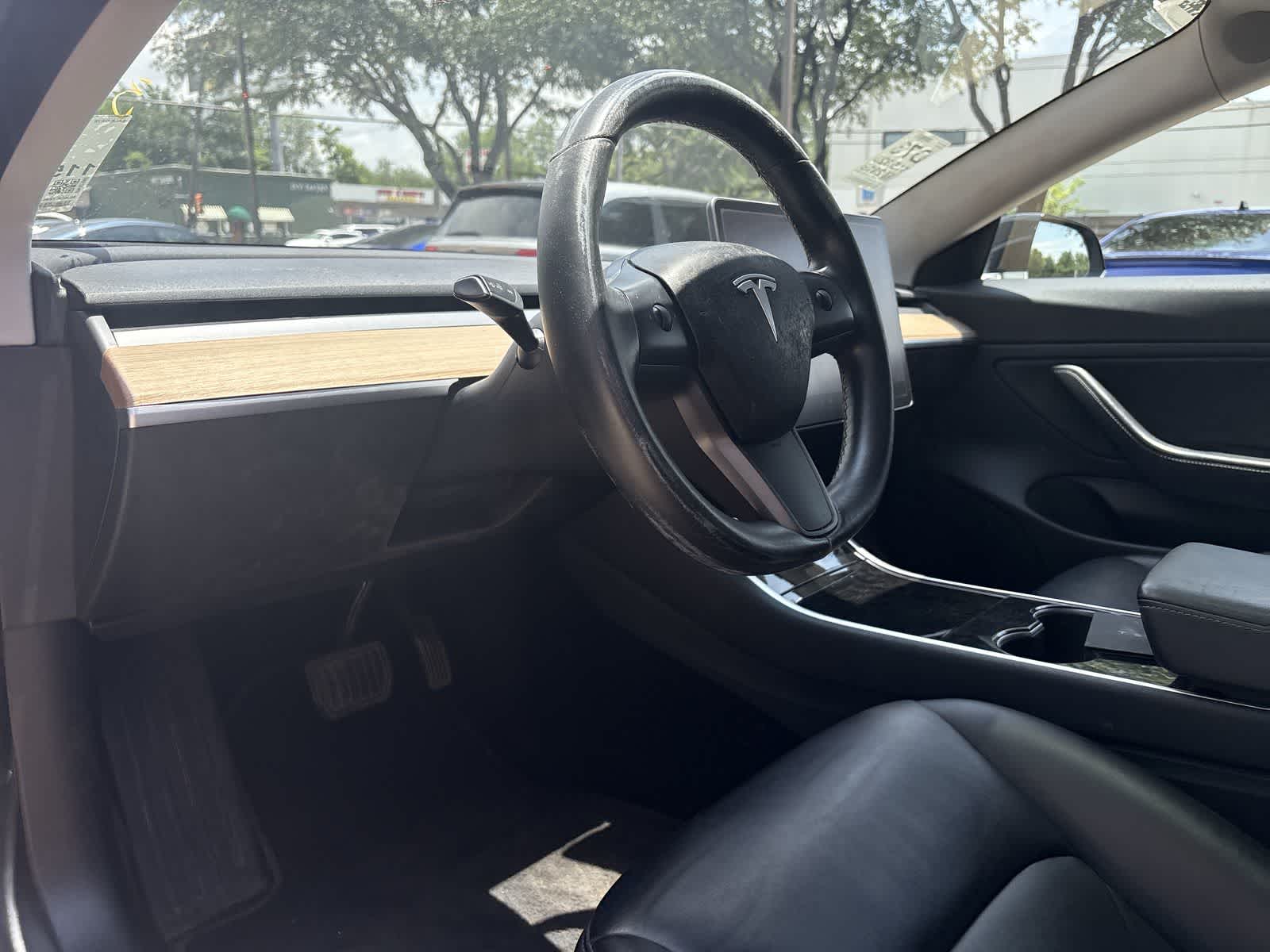 tesla model 3 2018 5YJ3E1EA8JF025592 image tesla model 3 2018 5YJ3E1EA8JF025592 image